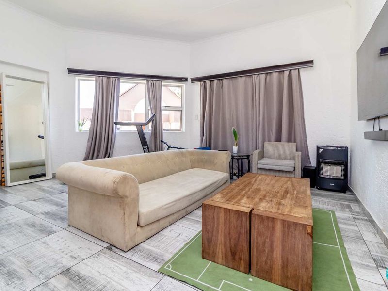 Neat Two-Bedroom Apartment with Upgraded Kitchen and Two Balconies! - Photo 6