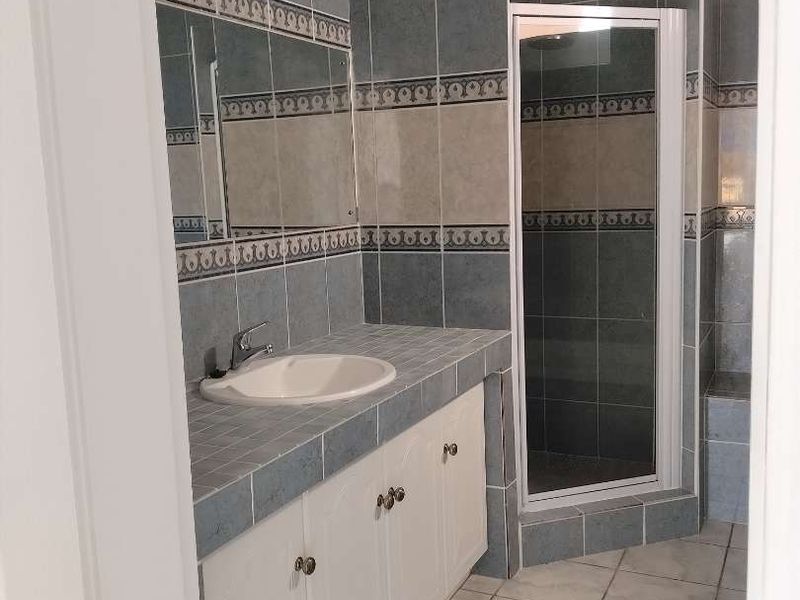 2 Bedroom for rental - Photo 5