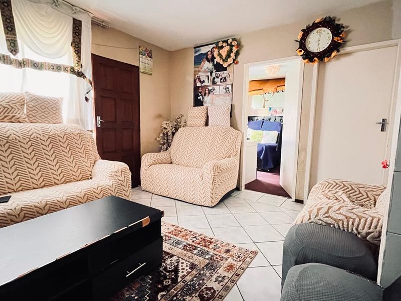 Home for Small Family or Investor! - Photo 7