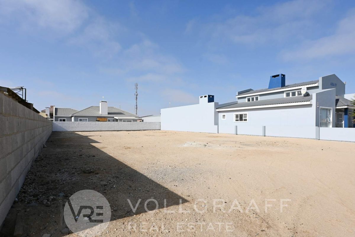 Vacant Residential Plot for Sale in Henties Bay - Photo 4