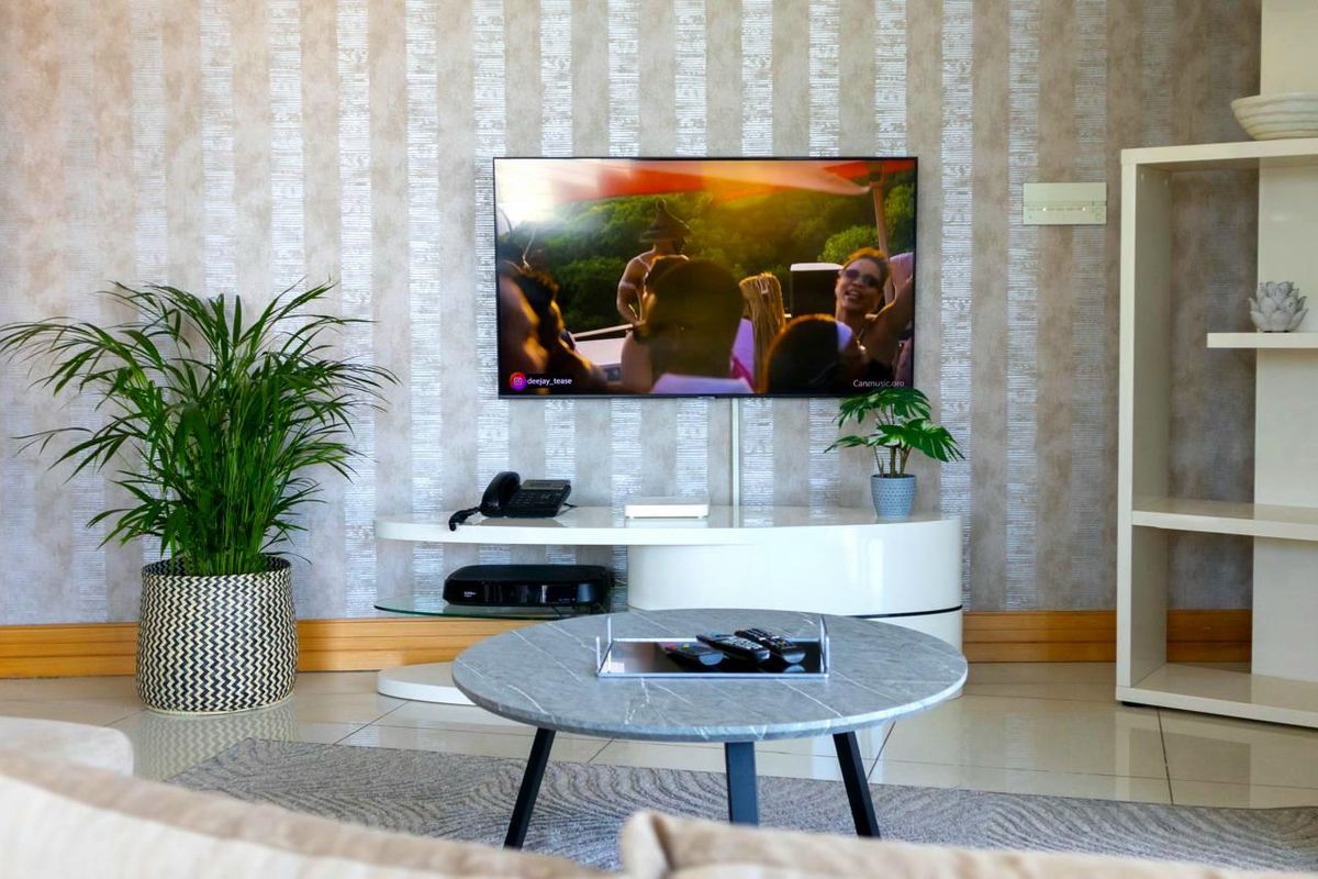 Redefine Luxury in 2025 – Fully Furnished 1-Bedroom at The Pearls of Umhlanga - Photo 4
