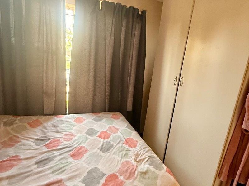 2 Bedroom Townhouse for sale - Photo 6