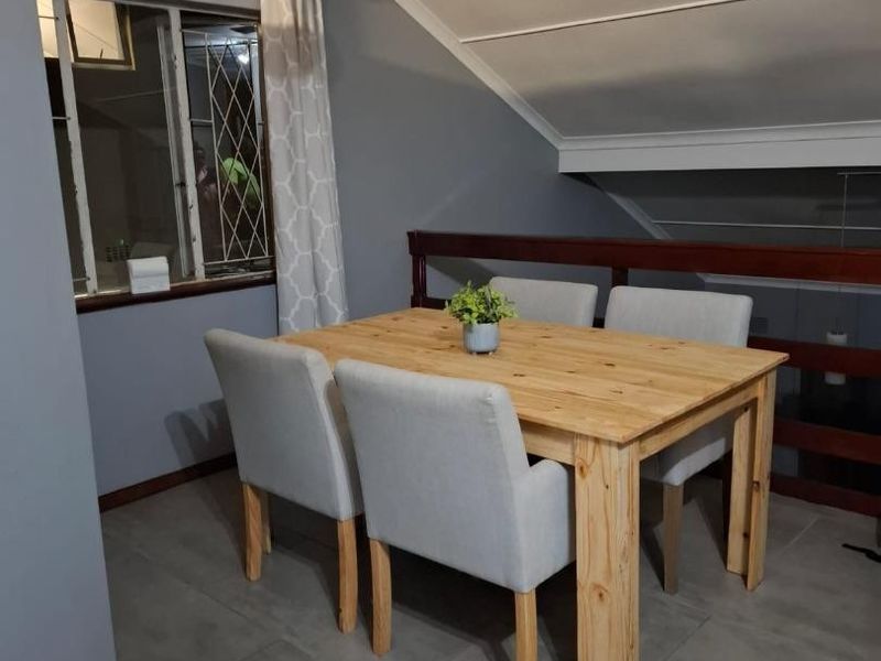MOVE IN READY APARTMENT IN ESCOMBE - Photo 10