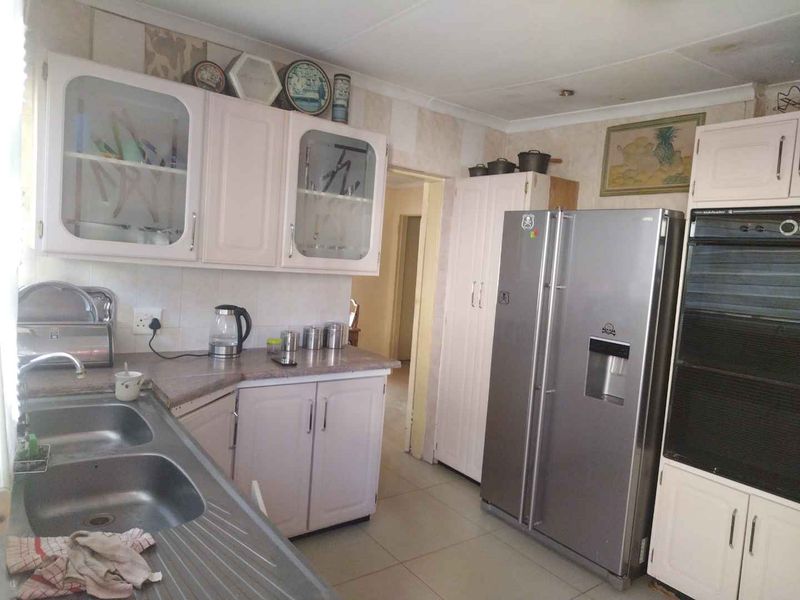 3 bedrooms house to rent in Mabopane E - Photo 10