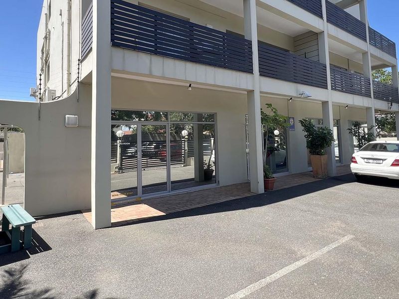 UNIQUE OFFICE SPACE IN THE HEART OF UMHLANGA – NO TRANSFER FEES! - Photo 4
