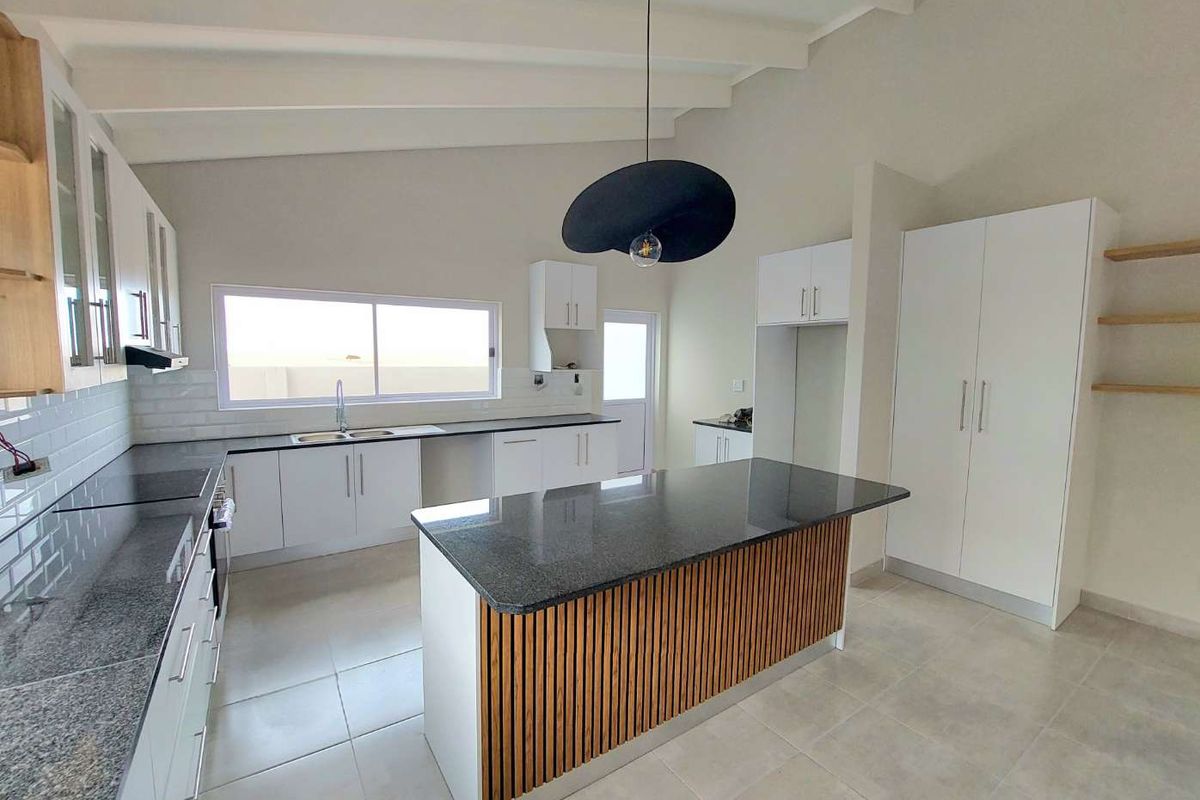 Brand New Modern 3 Bedroom Luxury House - Photo 5