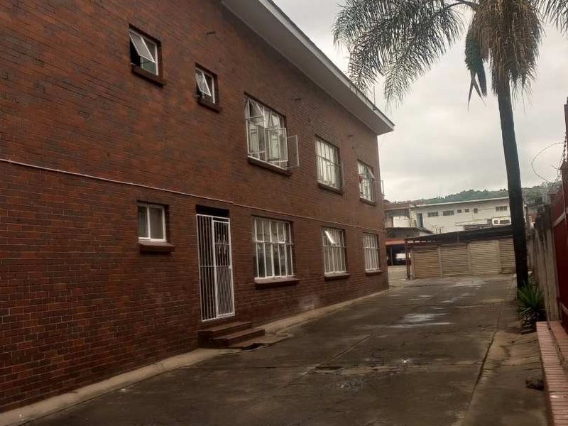 This ready to move in bachelor flat is now for sale in Pretoria west. - Photo 7