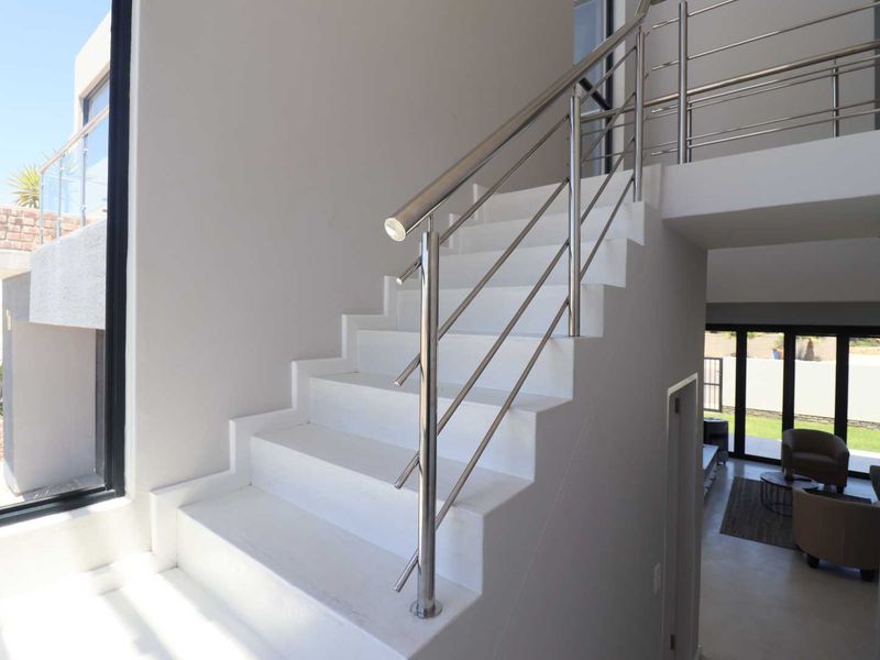 Dune View Luxury 3-Bedroom Townhouse - Perfect Home or Airbnb Investment - Photo 9