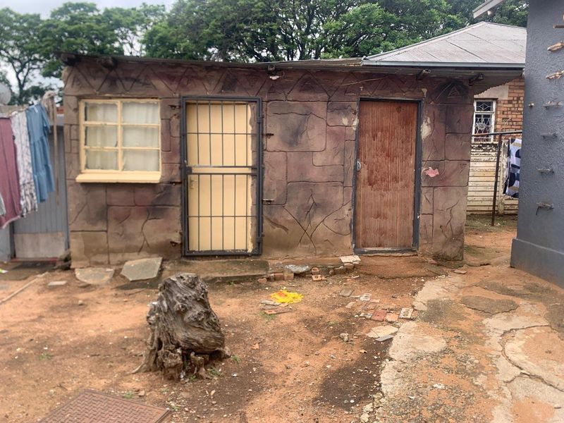 **Ideal Investment Opportunity: Fully Tenanted Property - Photo 9