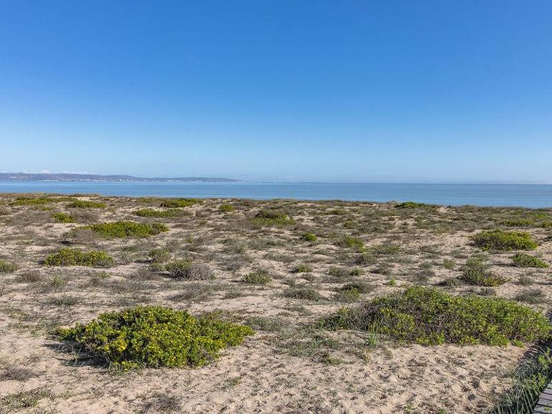 512 Square Meter Vacant Land For Sale in Atlantic Sands Security Estate - Photo 10