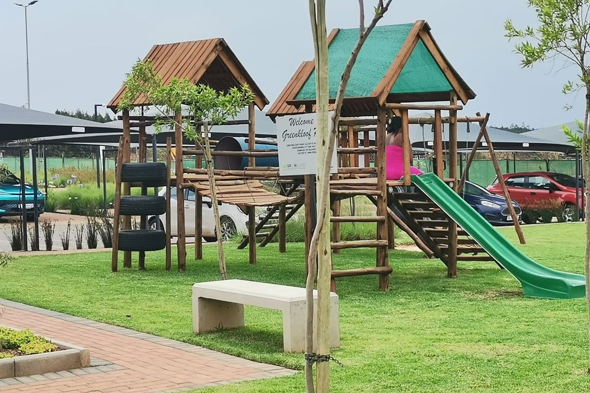 Stunning 2 bedrooms apartment in Mooikloof Smart City - Greenkloof Eco Estate - Photo 3