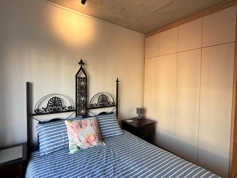 Ultra-Modern 2 Bedroom, 2 Bathroom Apartments in Waterkloof! - Photo 3