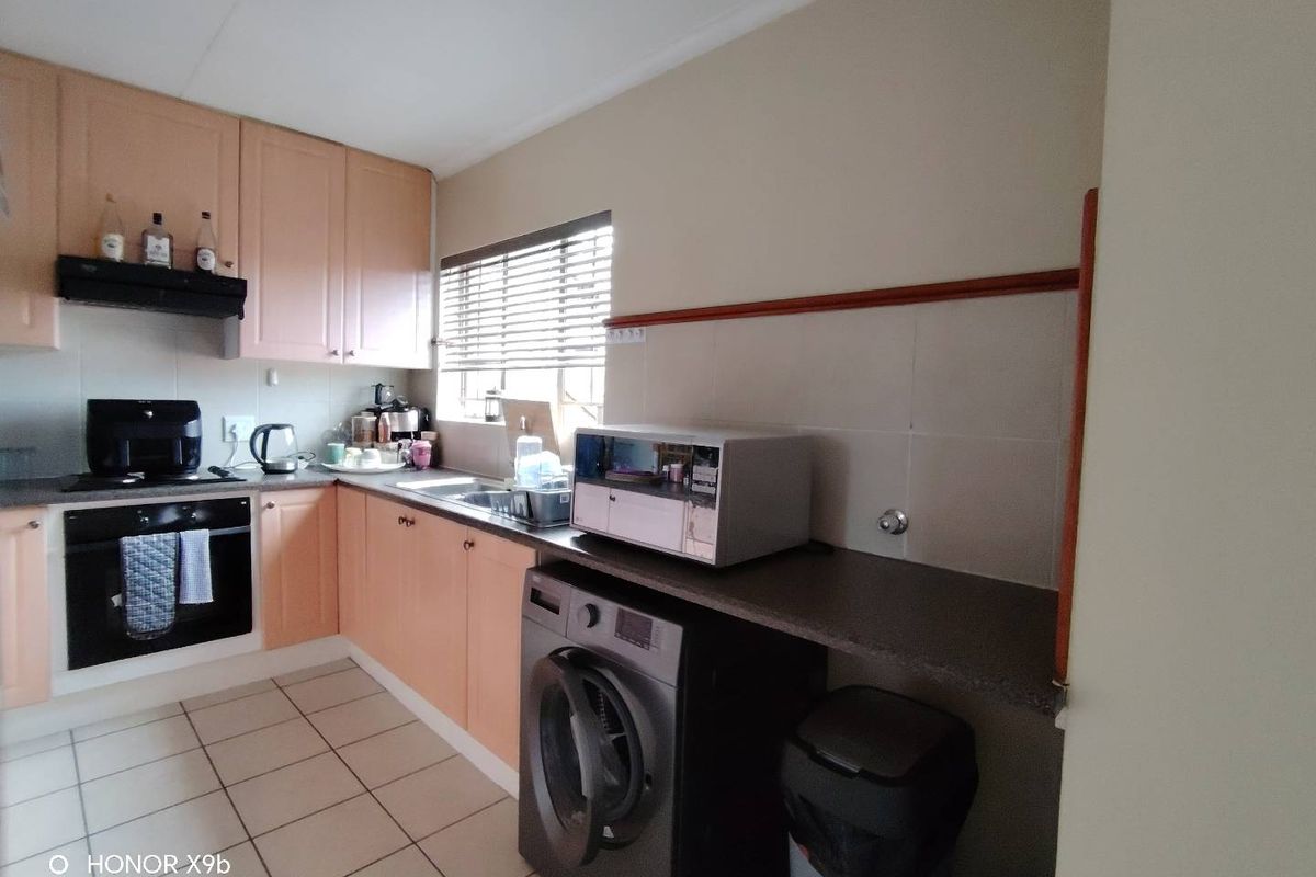 LIVE OR INVEST IN DIE HOEWES - Photo 5