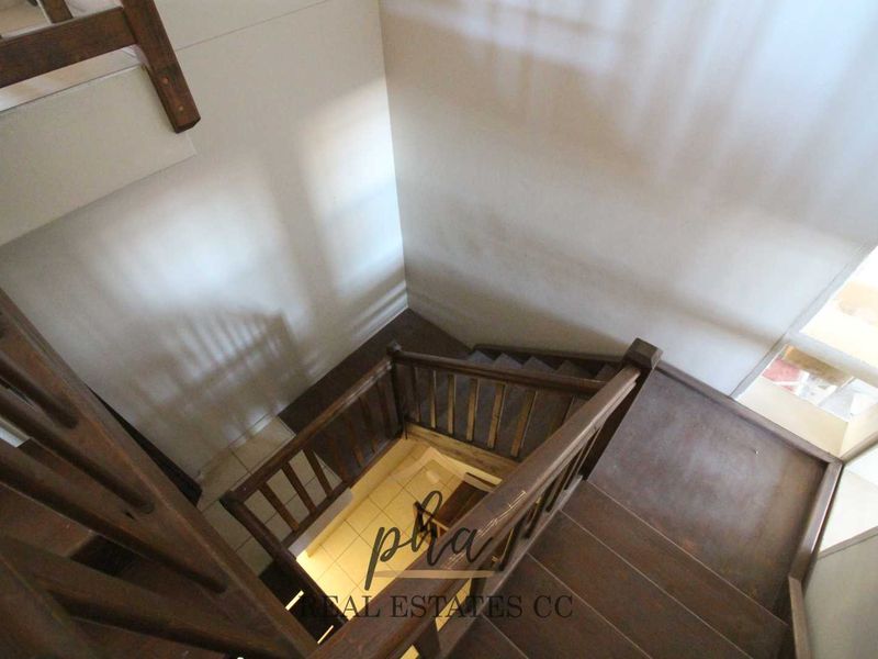 Warehouse with offices for sale - Swakopmund (Industrial) - Photo 10