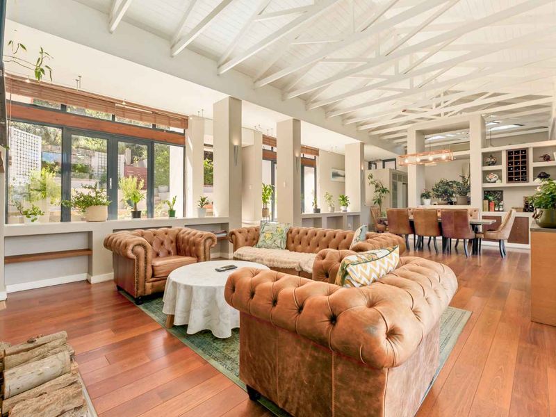 An Exceptional Luxury Retreat in Exclusive Kenrock Country Estate - Photo 9