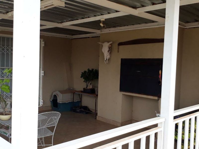 Invest Smart in Thabazimbi - Secure Your 2-Bedroom Unit Today! - Photo 1