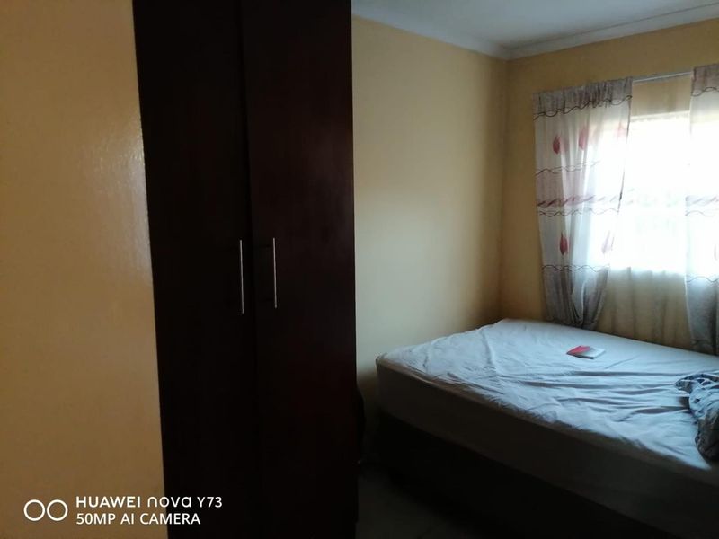 Clayville Ext 45 - R 850 000, 2 BEDS, 1 BATHS - Photo 10