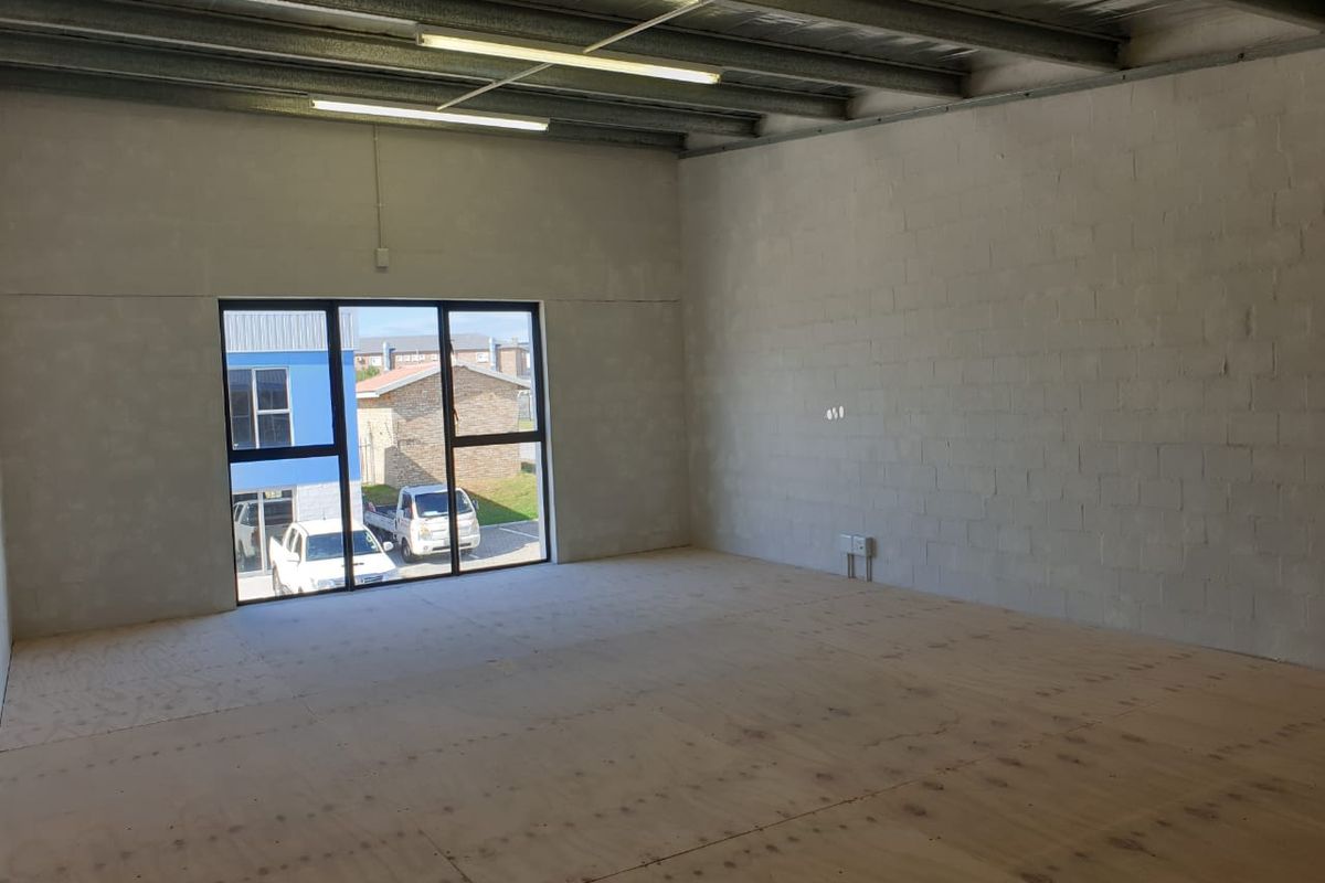 Secure unit within commercial business park! - Photo 3