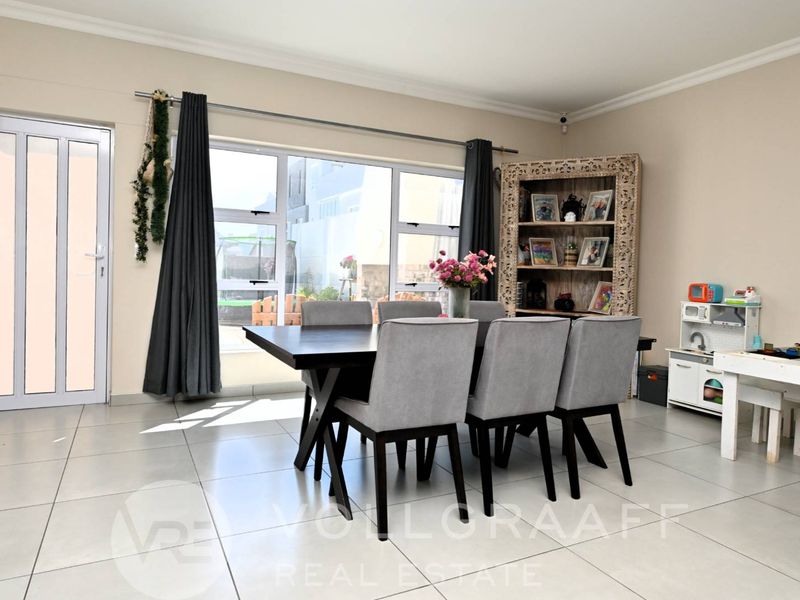 Spacious Three Bedroom Townhouse For Sale in Swakopmund Extension 39 - Photo 5