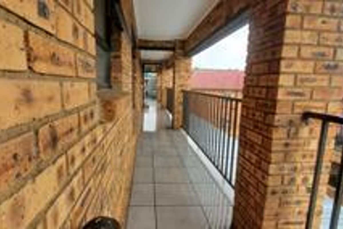 Ultimate Comfort and Convenience in Florida Heights! - Photo 5