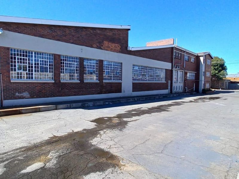 Industrial Unit for Lease – 45 Julbert Rd, Unit 1A - Photo 2