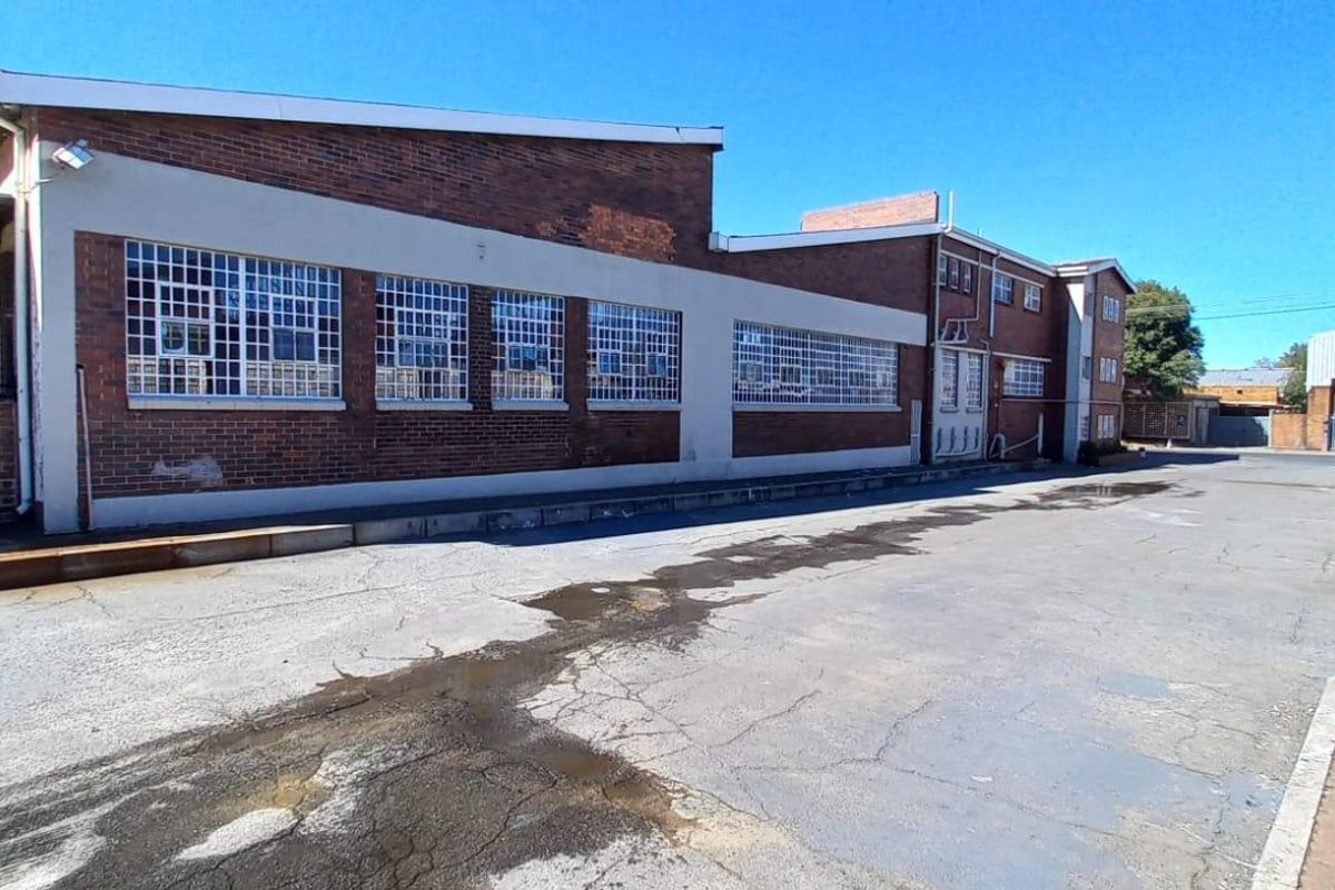 Industrial Unit for Lease – 45 Julbert Rd, Unit 1A - Photo 2