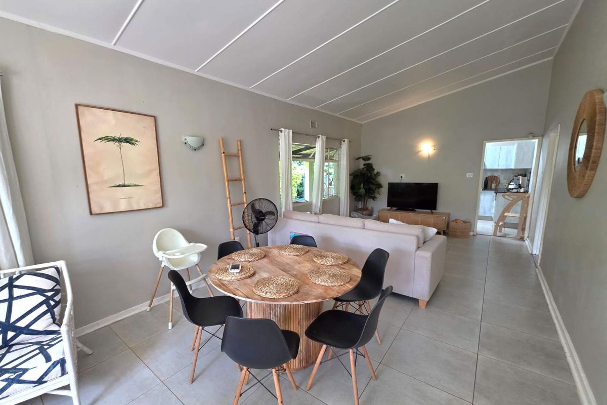 Charming 3 Bedroom Townhouse for Sale in Waterfall – Pet-Friendly with Patio & Garden - Photo 3