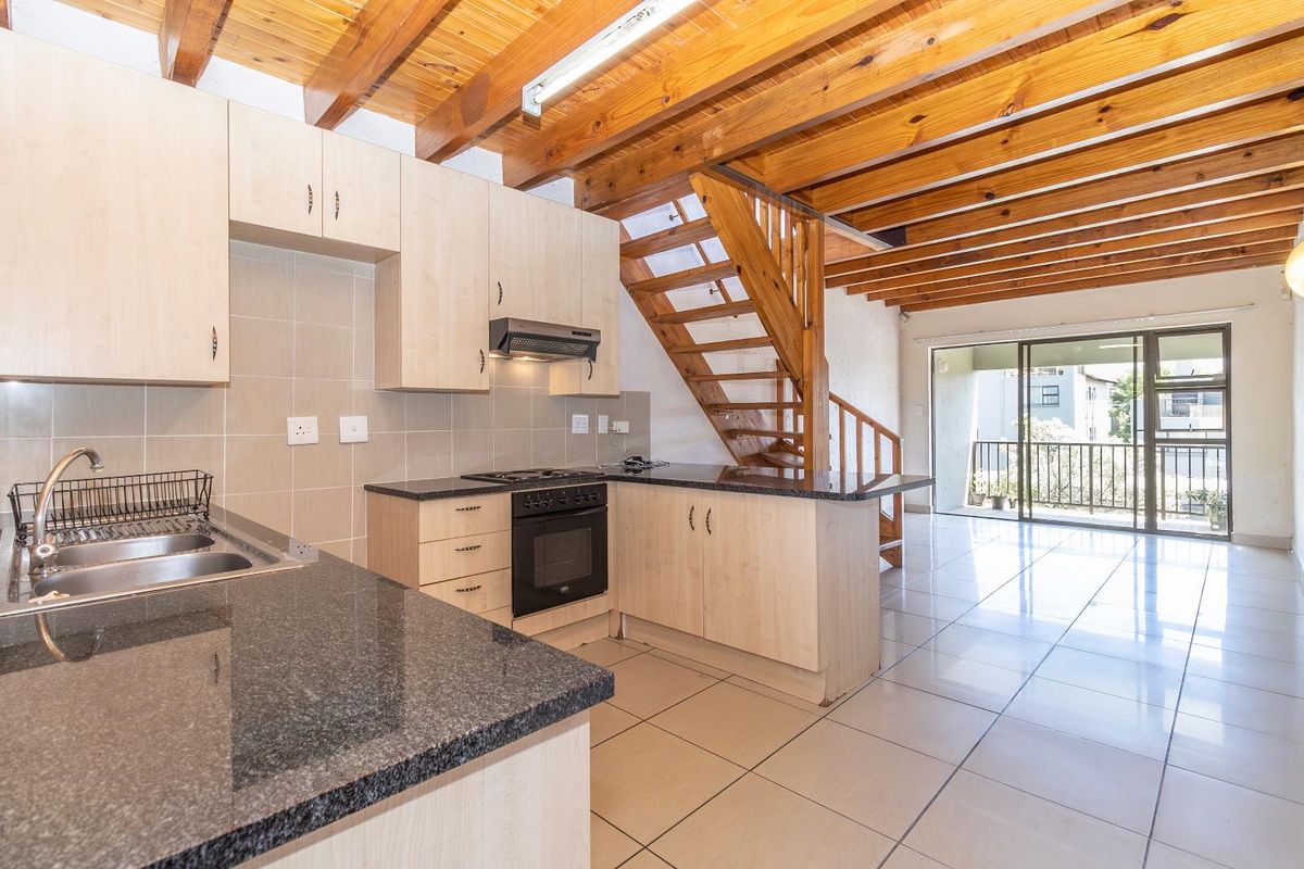 Lock up and go In a secure Complex - Photo 4