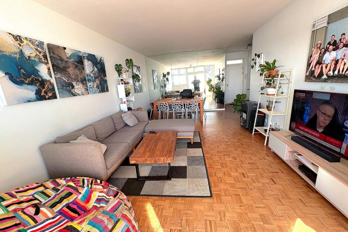 🌊 Coastal Living at Its Finest | Sea Point : Unfurnished 2 bedroom/1.5 bathroom - Photo 4