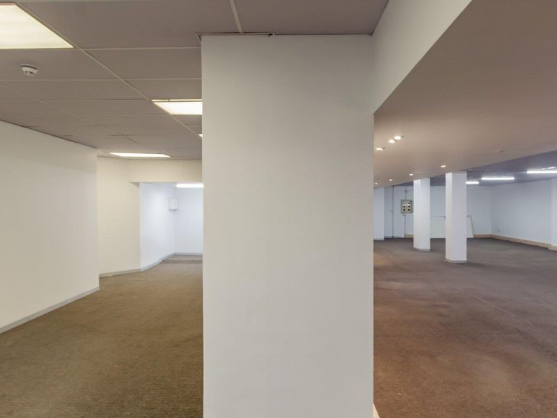 Commercial Property to Rent in Blackheath - Photo 9