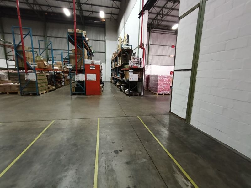 3301.50m2 | SPRINKLERED | 10m HEIGHT | SUPERLINK ACCESS - Photo 6