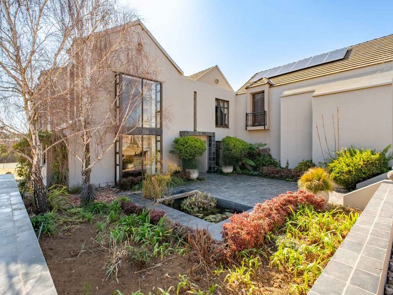 Magnificent 4-Bedroom Family Home - Photo 6