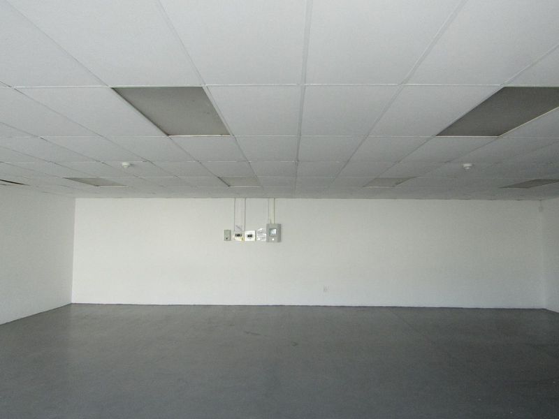 To Let | Versatile Commercial Unit | Kirstenhof - Photo 2