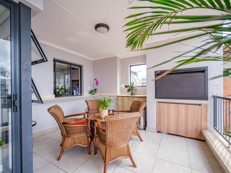 Upmarket apartment in Ballito Hills - Photo 9