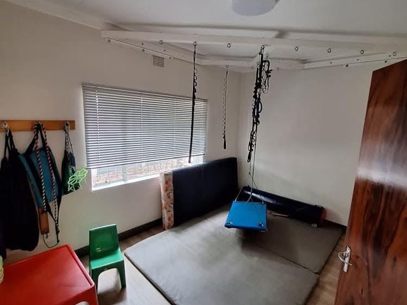 GROW YOUR BUSINESS WITH THIS SPACE - Photo 8