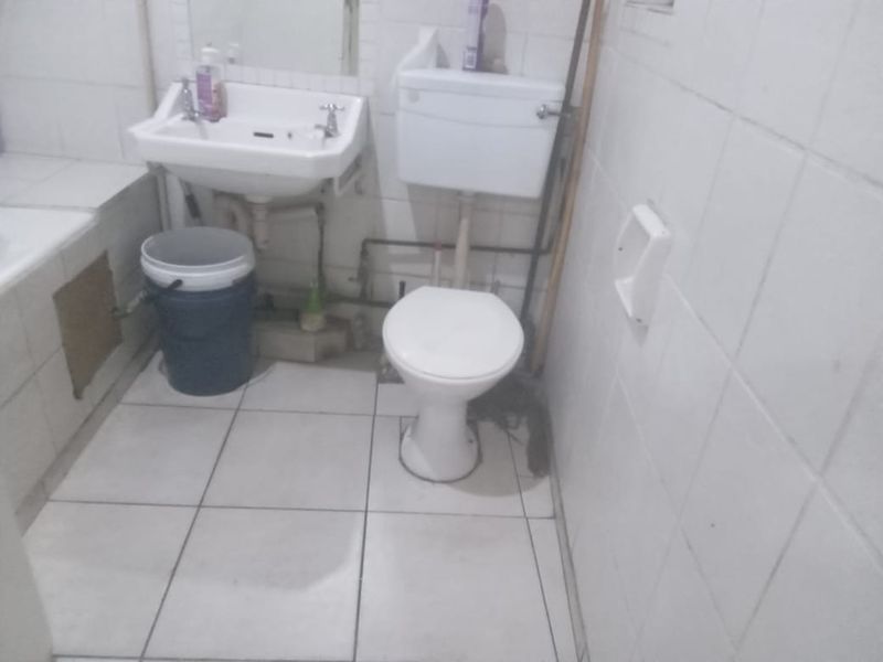 Versatile Investment Opportunity or Family Home Near Key Amenities - Photo 5