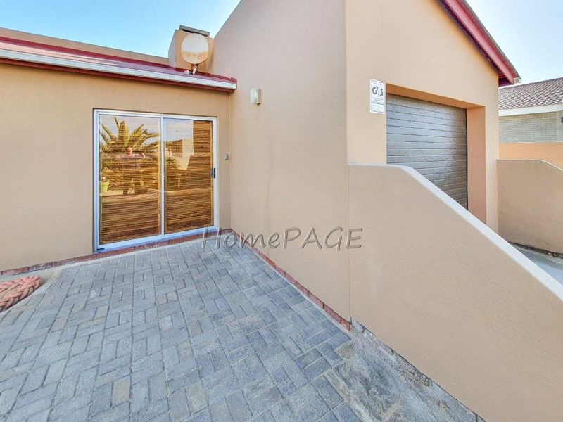 Ext 6, Henties Bay:  Quaint 2 Bedr Home is for sale - Photo 3
