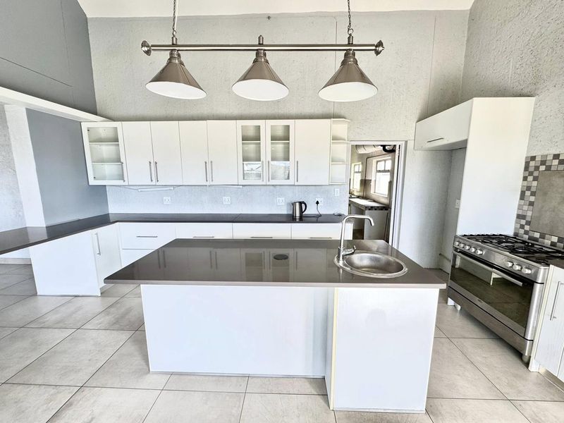 3 Bedroom House For Sale in Elisenheim - Photo 8