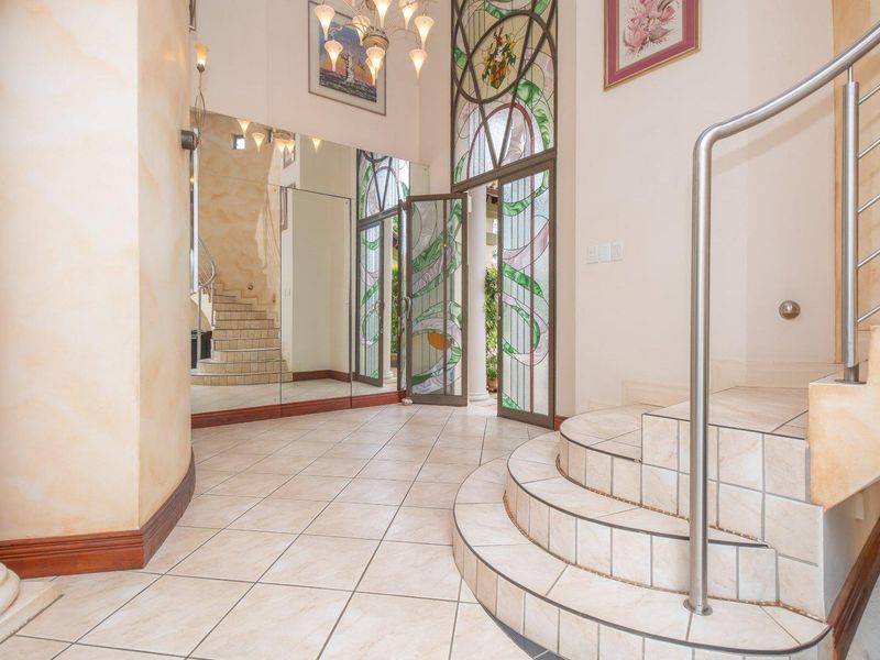 Position, Position, Position and so much more in the beautiful Centurion Golf Estate. - Photo 5