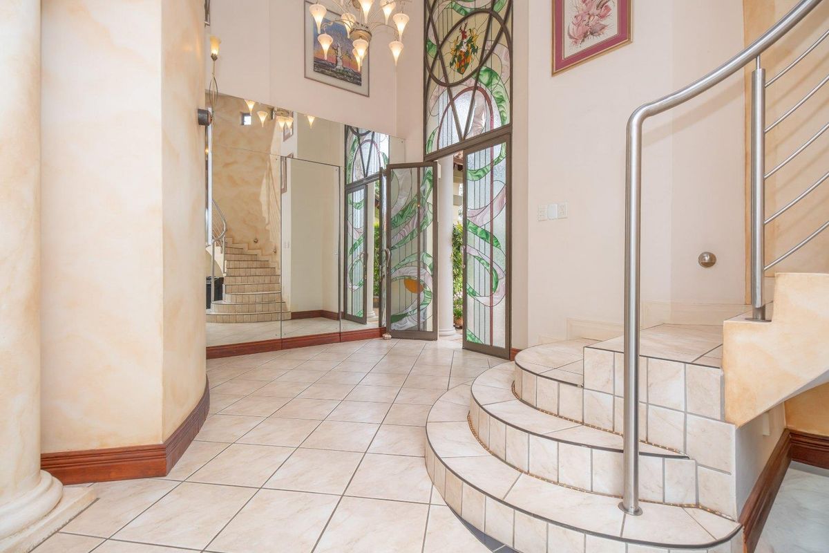 Position, Position, Position and so much more in the beautiful Centurion Golf Estate. - Photo 5