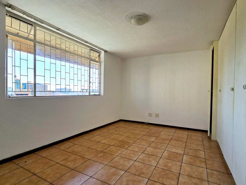 Convenient Living in the Heart of Hatfield - Photo 10