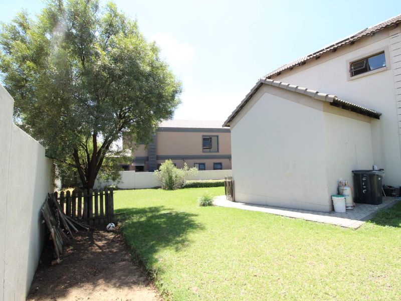 So much land potential - Photo 4