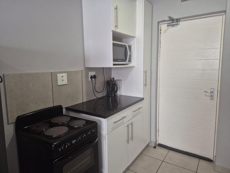 Apartment - Proteas @Clayville R 620 000 - Photo 7