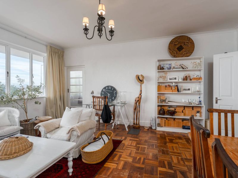 Stylish 2-Bedroom Apartment in Pet-Friendly Lakeside Court - Photo 6