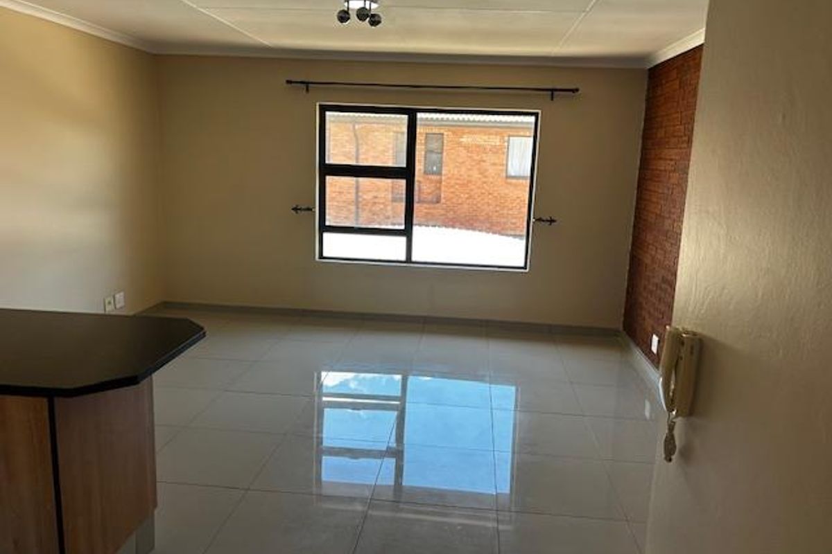 2 Bedroom Apartment for Rental - Photo 4