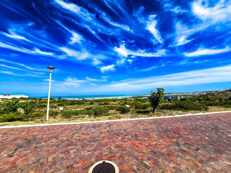 The right location at the right price. - Photo 7