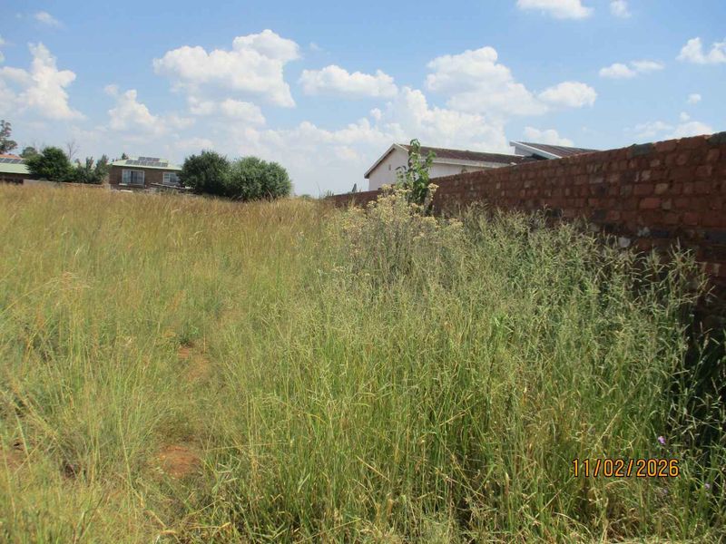 Enjoy the tranquility of Henley - Photo 3