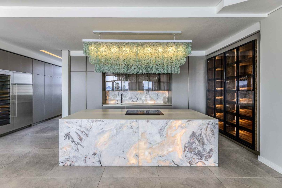 Exclusive Signature 6 Bedroom 6 Bathroom Penthouse for sale at Munyaka estate - Photo 5