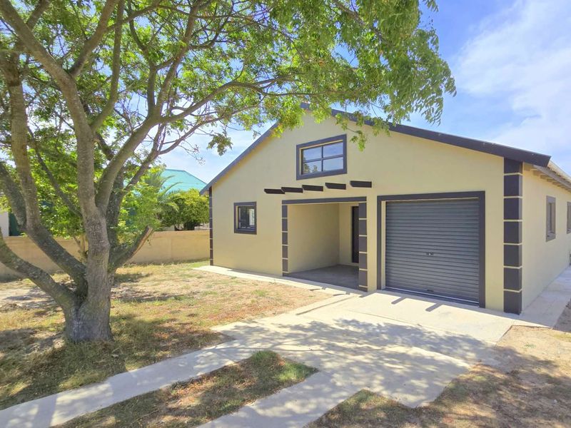 Charming Brand New Family Home in Albertinia - Photo 3