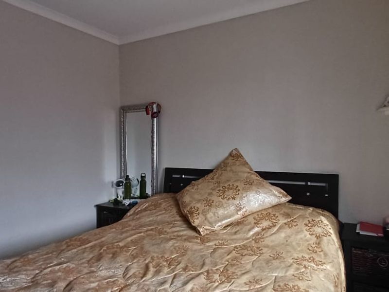 STUNNING RENOVATED UNIT - Photo 5